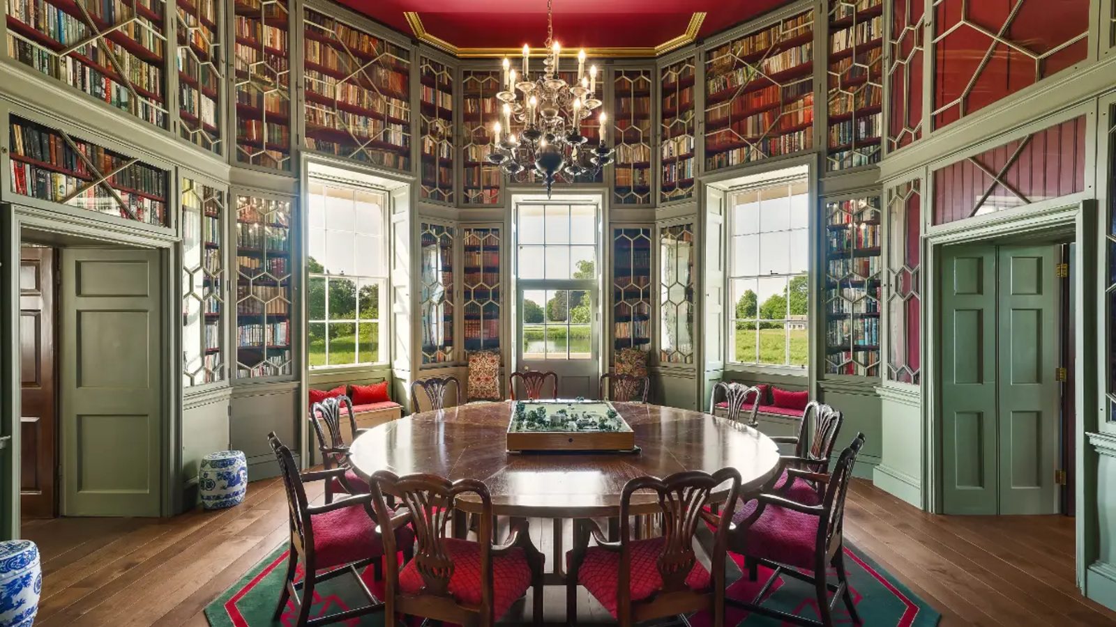 King George III's royal observatory in Richmond lists for $24 million
