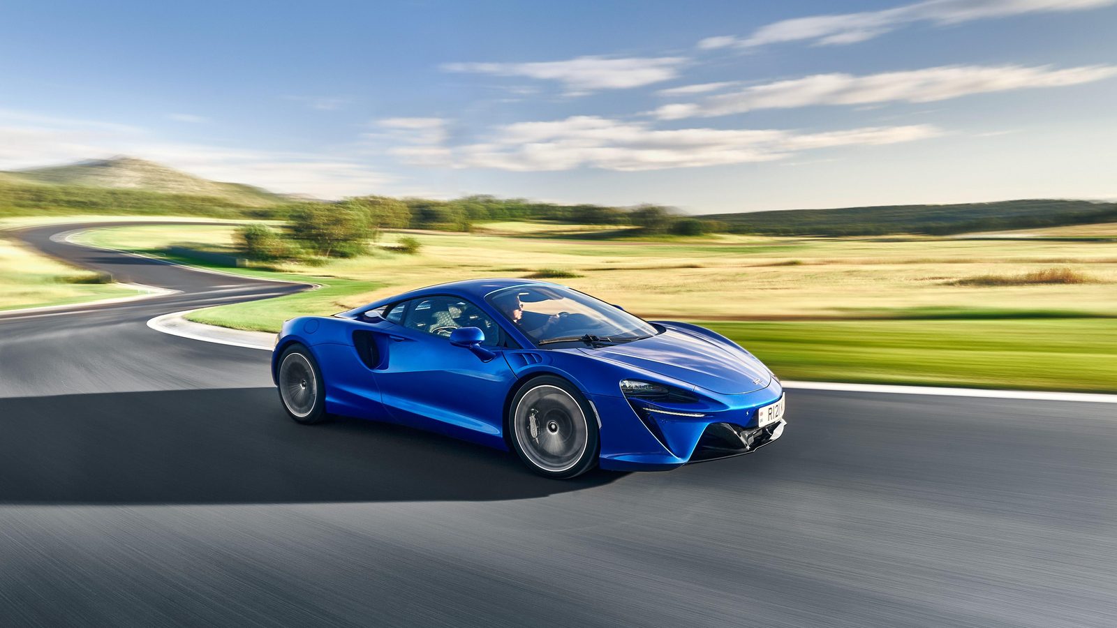 McLaren confirms its first-ever SUV, targeting a 2028 arrival