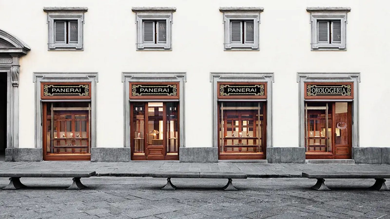 Panerai marks a century of its Florence boutique with the Luminor Firenze 8 Giorni