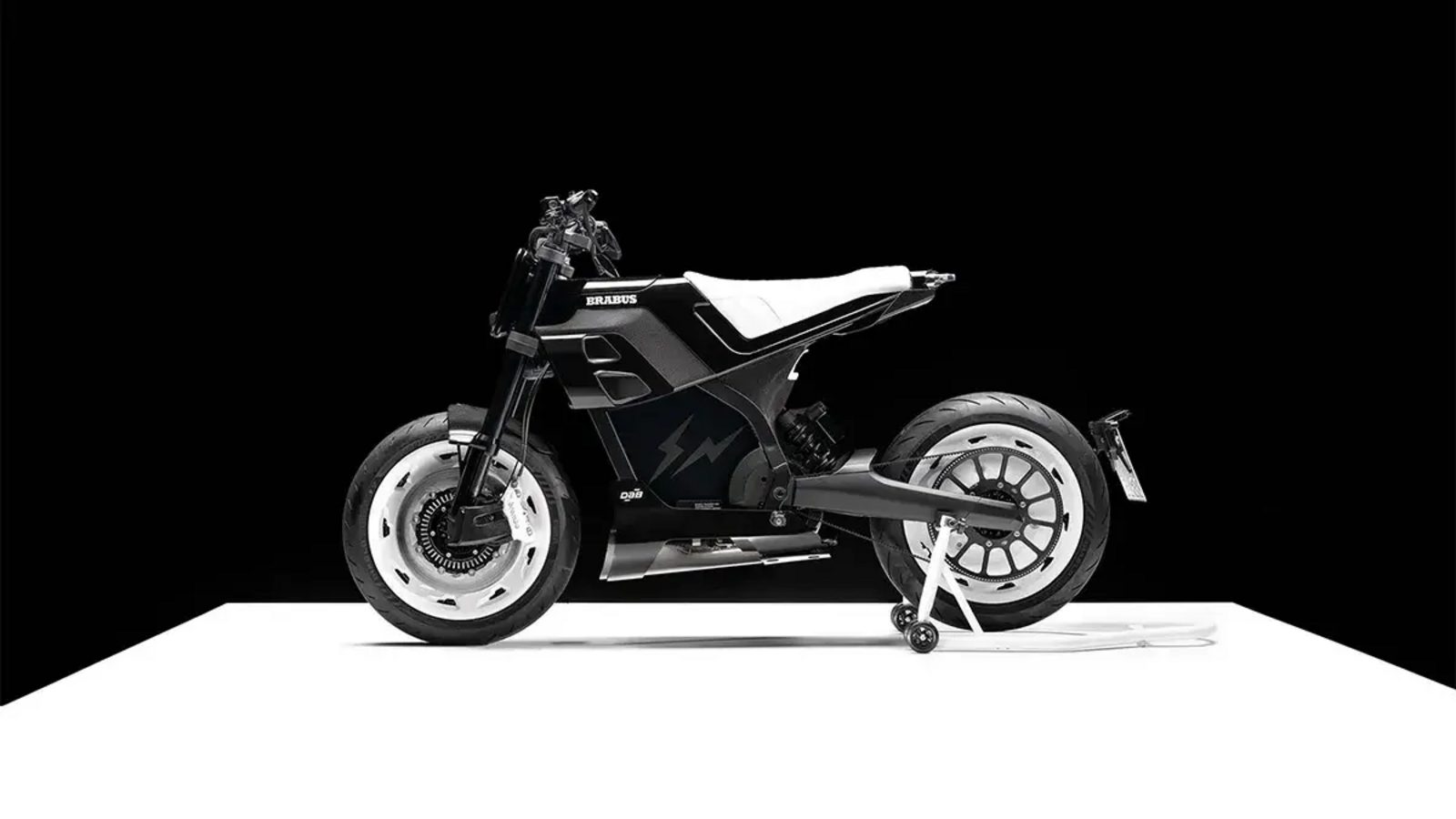 Brabus and Hiroshi Fujiwara reveal a $50,000 1-of-10 Urban E Fragment
