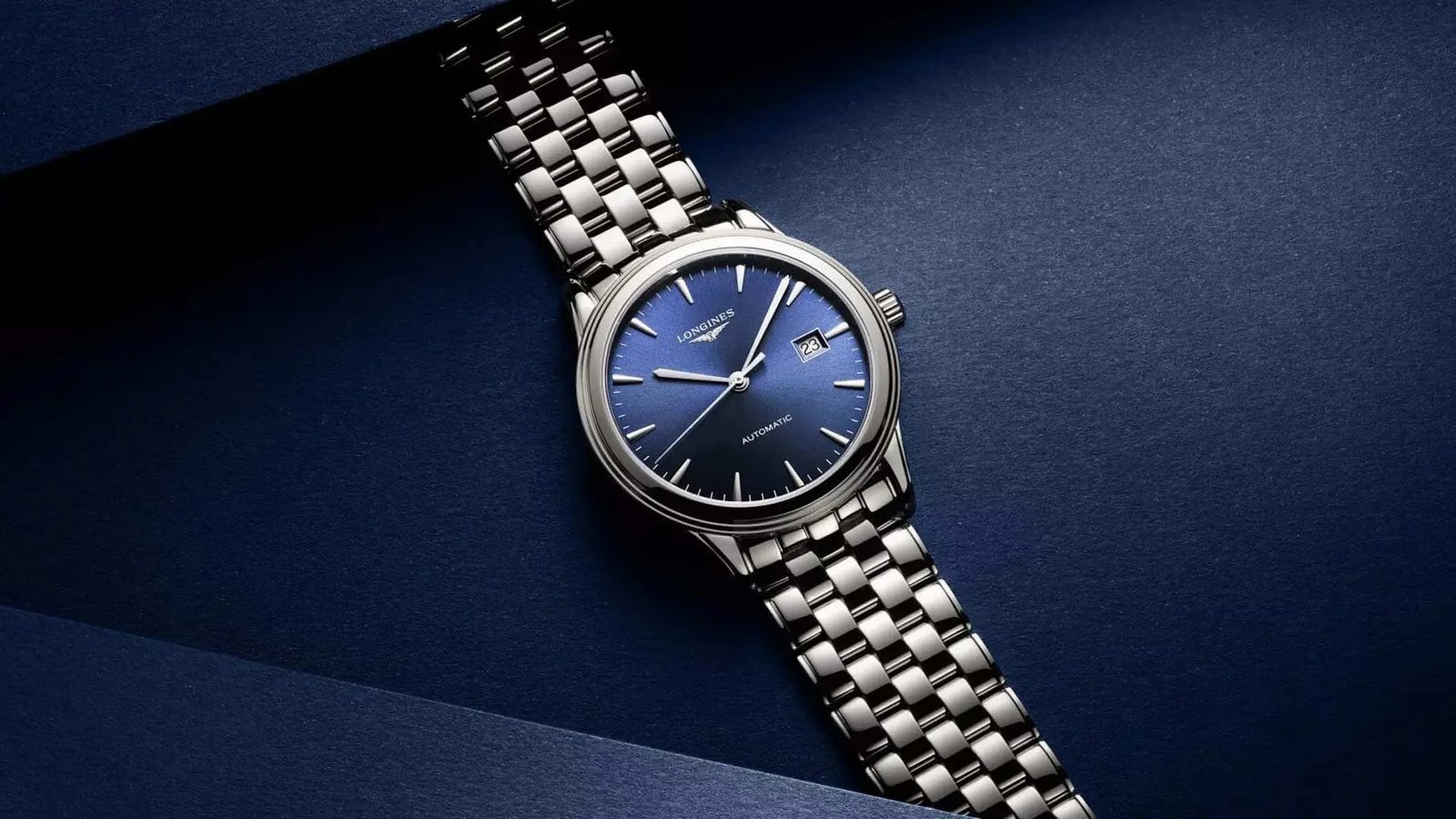 Longines adds blue dials to the Spirit Pilot, from €2,600 on rubber
