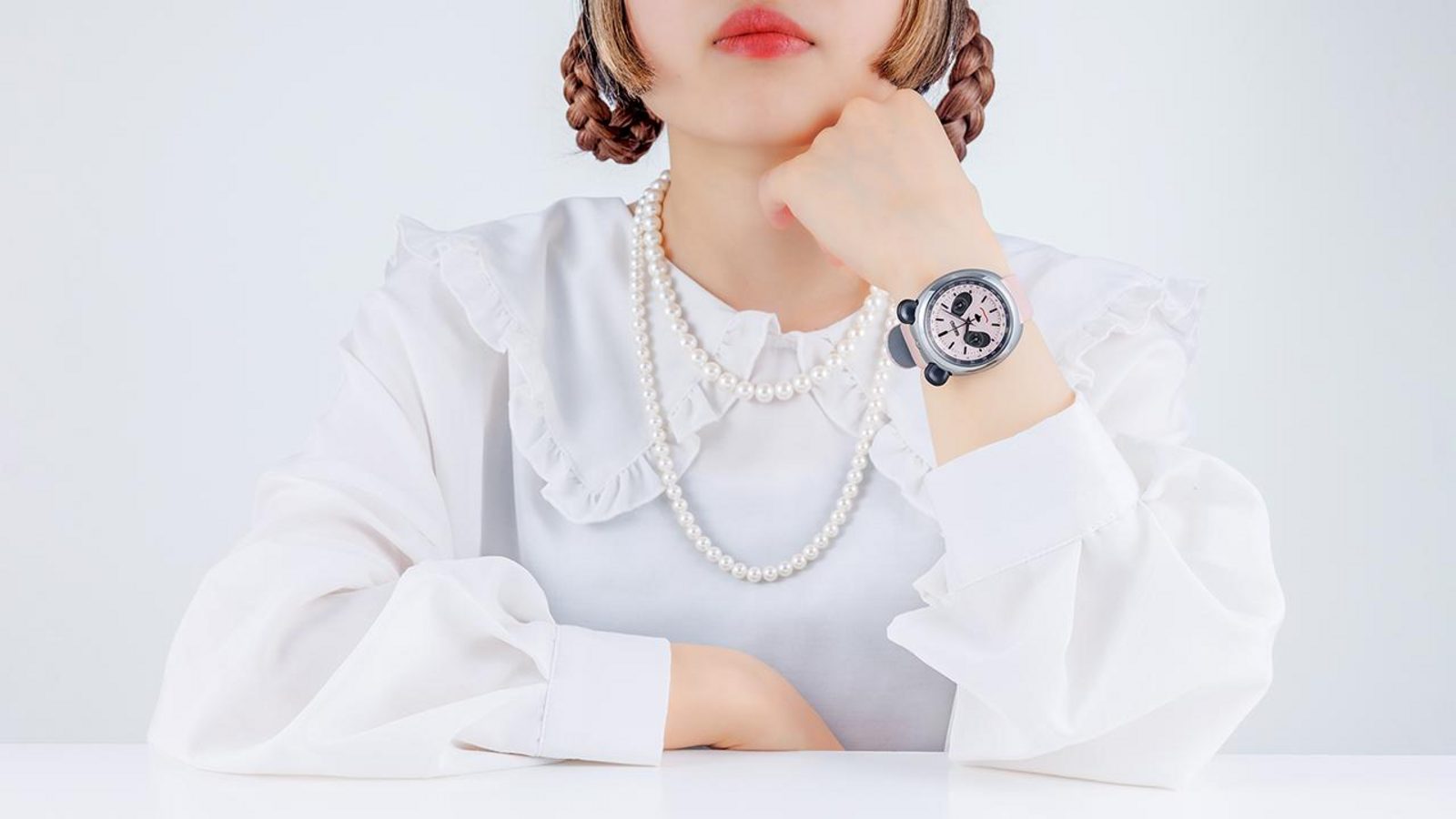 Seiko puts its 2024 panda-ear Pandagraph concept into production